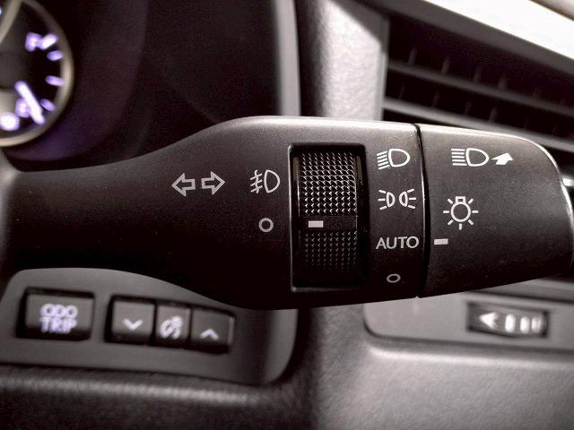 ＲＸ ＲＸ４５０ｈ　“ｖｅｒｓｉｏｎ　Ｌ”　禁煙車／全周囲／モデリスタ／サンルーフ／電動リアゲート／ヘッドアップディスプレイ／レーダークルーズ／ブラインドスポット／レーダークルーズ／ステアリングヒーター／後席シートヒーター（49枚目）