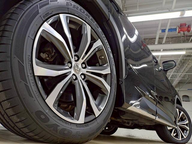 ＲＸ ＲＸ４５０ｈ　“ｖｅｒｓｉｏｎ　Ｌ”　禁煙車／全周囲／モデリスタ／サンルーフ／電動リアゲート／ヘッドアップディスプレイ／レーダークルーズ／ブラインドスポット／レーダークルーズ／ステアリングヒーター／後席シートヒーター（64枚目）