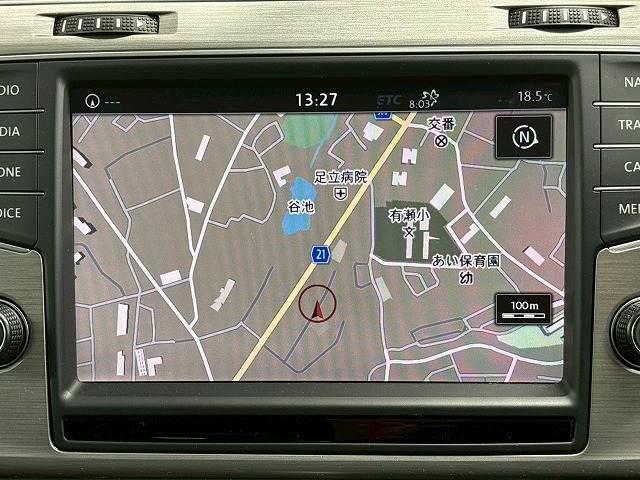 ゴルフヴァリアント ＴＳＩ　Ｃｏｍｆｏｒｔｌｉｎｅ　ＲＨＤ　禁煙車／レーダークルーズ／バックカメラ／メーカーナビ／ブレーキホールド／ステアリングスイッチ／パドルシフト／オートライト／ＣＤ・ＤＶＤ再生／オートエアコン／スマートキー（3枚目）