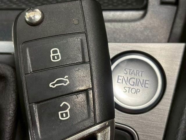 ゴルフヴァリアント ＴＳＩ　Ｃｏｍｆｏｒｔｌｉｎｅ　ＲＨＤ　禁煙車／レーダークルーズ／バックカメラ／メーカーナビ／ブレーキホールド／ステアリングスイッチ／パドルシフト／オートライト／ＣＤ・ＤＶＤ再生／オートエアコン／スマートキー（15枚目）