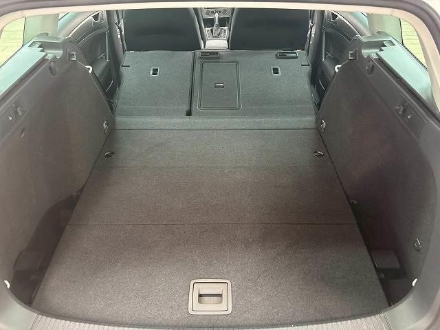 ゴルフヴァリアント ＴＳＩ　Ｃｏｍｆｏｒｔｌｉｎｅ　ＲＨＤ　禁煙車／レーダークルーズ／バックカメラ／メーカーナビ／ブレーキホールド／ステアリングスイッチ／パドルシフト／オートライト／ＣＤ・ＤＶＤ再生／オートエアコン／スマートキー（20枚目）