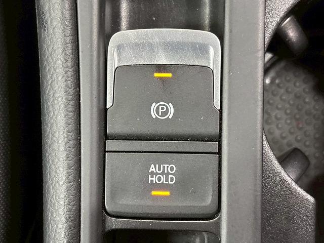 ゴルフヴァリアント ＴＳＩ　Ｃｏｍｆｏｒｔｌｉｎｅ　ＲＨＤ　禁煙車／レーダークルーズ／バックカメラ／メーカーナビ／ブレーキホールド／ステアリングスイッチ／パドルシフト／オートライト／ＣＤ・ＤＶＤ再生／オートエアコン／スマートキー（32枚目）