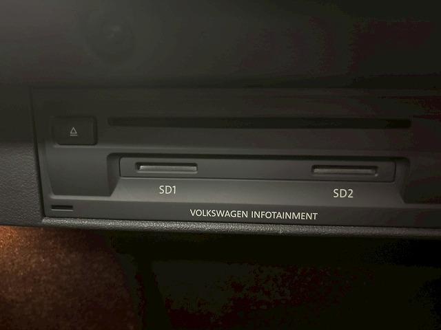 ゴルフヴァリアント ＴＳＩ　Ｃｏｍｆｏｒｔｌｉｎｅ　ＲＨＤ　禁煙車／レーダークルーズ／バックカメラ／メーカーナビ／ブレーキホールド／ステアリングスイッチ／パドルシフト／オートライト／ＣＤ・ＤＶＤ再生／オートエアコン／スマートキー（33枚目）