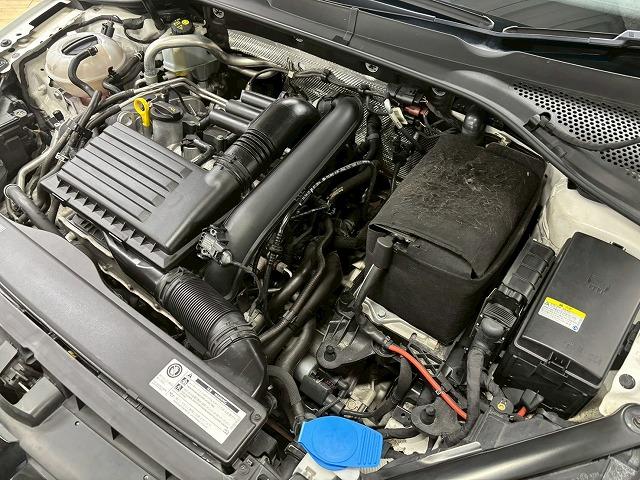 ゴルフヴァリアント ＴＳＩ　Ｃｏｍｆｏｒｔｌｉｎｅ　ＲＨＤ　禁煙車／レーダークルーズ／バックカメラ／メーカーナビ／ブレーキホールド／ステアリングスイッチ／パドルシフト／オートライト／ＣＤ・ＤＶＤ再生／オートエアコン／スマートキー（64枚目）