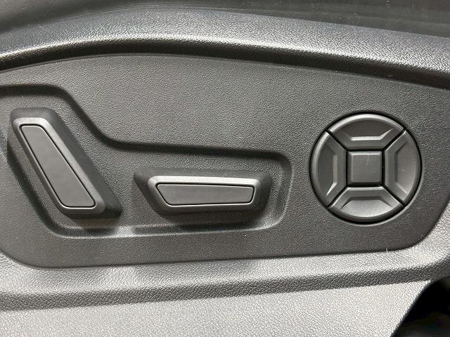 お問い合わせは０７８−９３９−４０９２まで。専門店だからこその知識・経験豊富な，熟練したスタッフ達が、お客様に最適な一台をご案内致します。