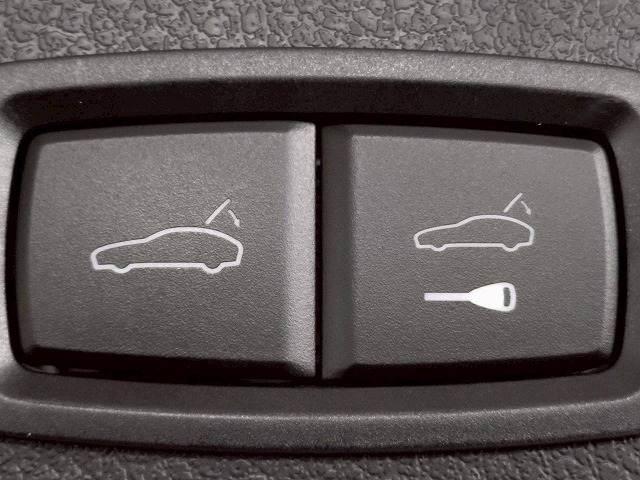 マカン GTS スポーツクロノパッケージ クレヨン/パノラマ/18WAYパワーシート/BOSE/スポーツクロノPKG/電動リアゲート/エアサス/全周囲/禁煙車/レーダークルーズ/シートヒーター/ドライビングモード(6枚目)