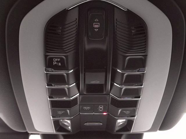 マカン GTS スポーツクロノパッケージ クレヨン/パノラマ/18WAYパワーシート/BOSE/スポーツクロノPKG/電動リアゲート/エアサス/全周囲/禁煙車/レーダークルーズ/シートヒーター/ドライビングモード(34枚目)