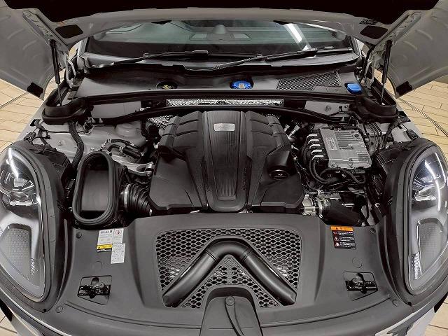 マカン GTS スポーツクロノパッケージ クレヨン/パノラマ/18WAYパワーシート/BOSE/スポーツクロノPKG/電動リアゲート/エアサス/全周囲/禁煙車/レーダークルーズ/シートヒーター/ドライビングモード(67枚目)