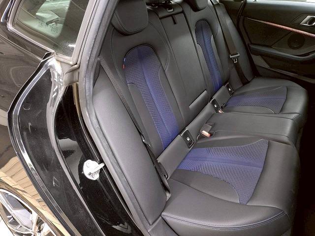 ２シリーズ ２１８ｄ　Ｍ　Ｓｐｏｒｔ　Ｅｄｉｔｉｏｎ　Ｊｏｙ＋　禁煙車／バックカメラ／レーダークルーズ／ＥＴＣ／バーチャルコックピット／パワーシート／インテリジェントセーフティ／クリアランスソナー／ブラインドスポット／ブレーキホールド／（51枚目）