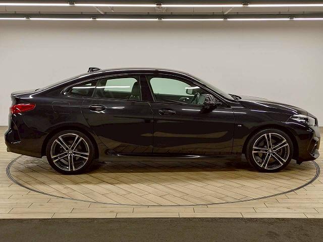 ２シリーズ ２１８ｄ　Ｍ　Ｓｐｏｒｔ　Ｅｄｉｔｉｏｎ　Ｊｏｙ＋　禁煙車／バックカメラ／レーダークルーズ／ＥＴＣ／バーチャルコックピット／パワーシート／インテリジェントセーフティ／クリアランスソナー／ブラインドスポット／ブレーキホールド／（71枚目）