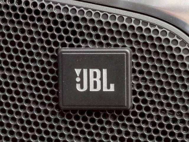 アルファードハイブリッド ＳＲ“Ｃ　パッケージ”　禁煙／全周囲／デジタルミラー／ＪＢＬ／ＥＴＣ／レーダークルーズ／メーカーナビ／電動リアゲート／シートヒーター＆シートクーラー／ステアリングヒーター／両側パワースライド／（5枚目）