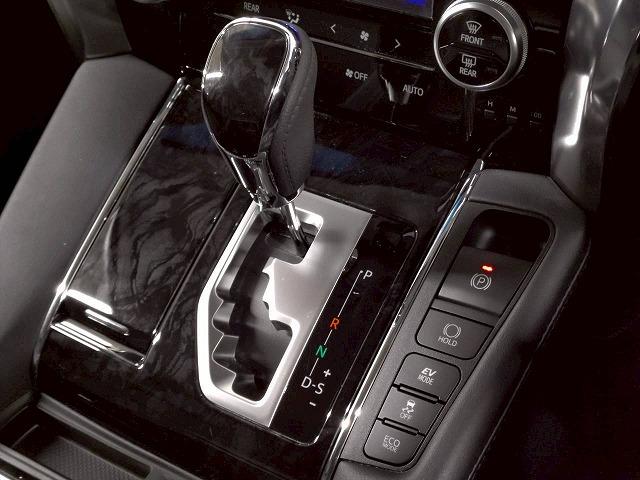 アルファードハイブリッド ＳＲ“Ｃ　パッケージ”　禁煙／全周囲／デジタルミラー／ＪＢＬ／ＥＴＣ／レーダークルーズ／メーカーナビ／電動リアゲート／シートヒーター＆シートクーラー／ステアリングヒーター／両側パワースライド／（34枚目）