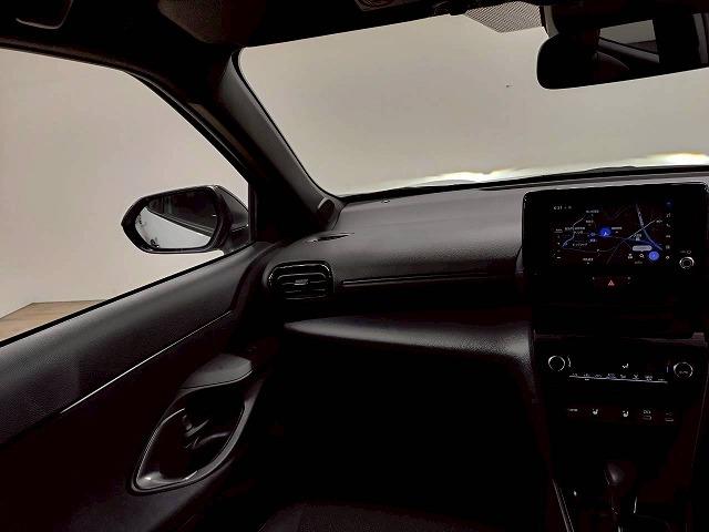 ヤリスクロス ＨＹＢＲＩＤ　Ｚ　ウルバーノ　禁煙車／全周囲／ブラインドスポット／ＥＴＣ／レーダークルーズ／シートヒーター／アップルカープレイ／ステアリングヒーター／ブレーキホールド／パワーシート／オートハイビーム（46枚目）