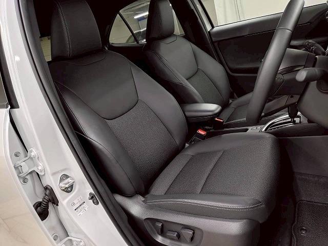 ヤリスクロス ＨＹＢＲＩＤ　Ｚ　ウルバーノ　禁煙車／全周囲／ブラインドスポット／ＥＴＣ／レーダークルーズ／シートヒーター／アップルカープレイ／ステアリングヒーター／ブレーキホールド／パワーシート／オートハイビーム（54枚目）