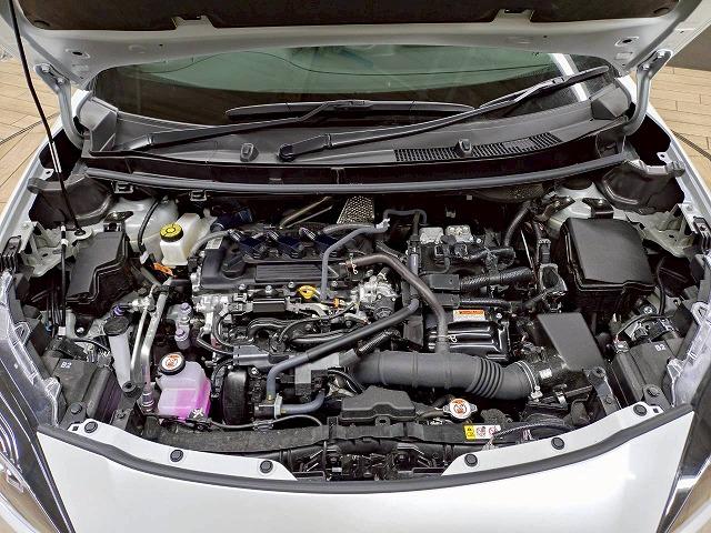 ヤリスクロス ＨＹＢＲＩＤ　Ｚ　ウルバーノ　禁煙車／全周囲／ブラインドスポット／ＥＴＣ／レーダークルーズ／シートヒーター／アップルカープレイ／ステアリングヒーター／ブレーキホールド／パワーシート／オートハイビーム（65枚目）