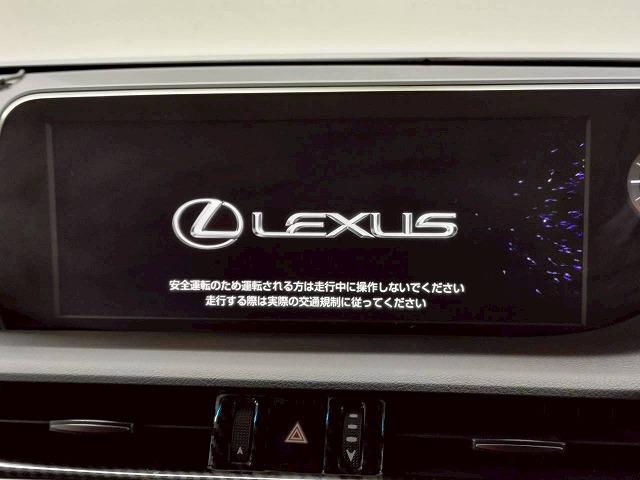 ＥＳ ＥＳ３００ｈ　“Ｆ　ＳＰＯＲＴ”　禁煙／サンルーフ／レーダークルーズ／ＡＣ１００Ｖ／電動リアゲート／ブラインドスポット／ＥＴＣ／シートヒーター＆シートクーラー／ステアリイングスイッチ／ＣＤ・ＤＶＤ再生／パドルシフト（23枚目）