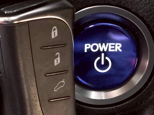 ＥＳ ＥＳ３００ｈ　“Ｆ　ＳＰＯＲＴ”　禁煙／サンルーフ／レーダークルーズ／ＡＣ１００Ｖ／電動リアゲート／ブラインドスポット／ＥＴＣ／シートヒーター＆シートクーラー／ステアリイングスイッチ／ＣＤ・ＤＶＤ再生／パドルシフト（28枚目）