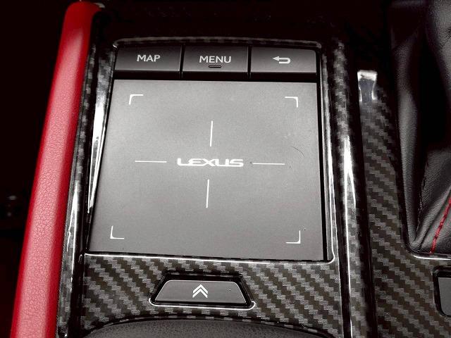 ＥＳ ＥＳ３００ｈ　“Ｆ　ＳＰＯＲＴ”　禁煙／サンルーフ／レーダークルーズ／ＡＣ１００Ｖ／電動リアゲート／ブラインドスポット／ＥＴＣ／シートヒーター＆シートクーラー／ステアリイングスイッチ／ＣＤ・ＤＶＤ再生／パドルシフト（29枚目）