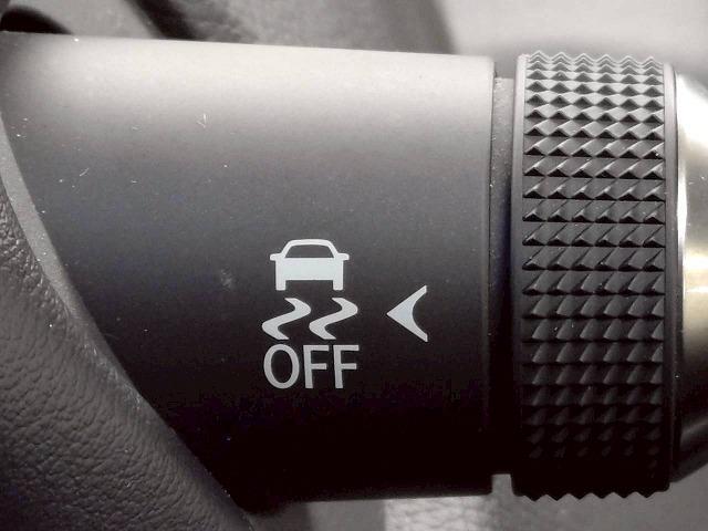 ＥＳ ＥＳ３００ｈ　“Ｆ　ＳＰＯＲＴ”　禁煙／サンルーフ／レーダークルーズ／ＡＣ１００Ｖ／電動リアゲート／ブラインドスポット／ＥＴＣ／シートヒーター＆シートクーラー／ステアリイングスイッチ／ＣＤ・ＤＶＤ再生／パドルシフト（34枚目）