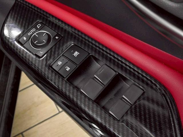 ＥＳ ＥＳ３００ｈ　“Ｆ　ＳＰＯＲＴ”　禁煙／サンルーフ／レーダークルーズ／ＡＣ１００Ｖ／電動リアゲート／ブラインドスポット／ＥＴＣ／シートヒーター＆シートクーラー／ステアリイングスイッチ／ＣＤ・ＤＶＤ再生／パドルシフト（42枚目）