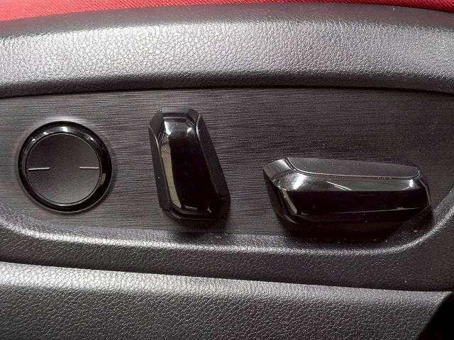 ＥＳ ＥＳ３００ｈ　“Ｆ　ＳＰＯＲＴ”　禁煙／サンルーフ／レーダークルーズ／ＡＣ１００Ｖ／電動リアゲート／ブラインドスポット／ＥＴＣ／シートヒーター＆シートクーラー／ステアリイングスイッチ／ＣＤ・ＤＶＤ再生／パドルシフト（46枚目）