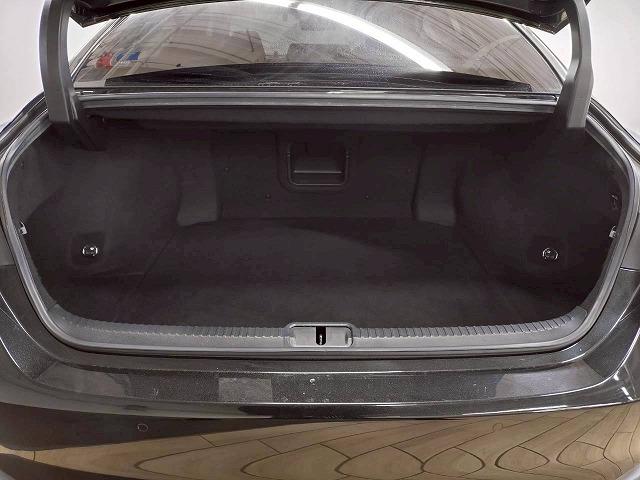 ＥＳ ＥＳ３００ｈ　“Ｆ　ＳＰＯＲＴ”　禁煙／サンルーフ／レーダークルーズ／ＡＣ１００Ｖ／電動リアゲート／ブラインドスポット／ＥＴＣ／シートヒーター＆シートクーラー／ステアリイングスイッチ／ＣＤ・ＤＶＤ再生／パドルシフト（55枚目）