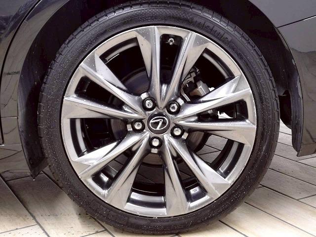 ＥＳ ＥＳ３００ｈ　“Ｆ　ＳＰＯＲＴ”　禁煙／サンルーフ／レーダークルーズ／ＡＣ１００Ｖ／電動リアゲート／ブラインドスポット／ＥＴＣ／シートヒーター＆シートクーラー／ステアリイングスイッチ／ＣＤ・ＤＶＤ再生／パドルシフト（67枚目）