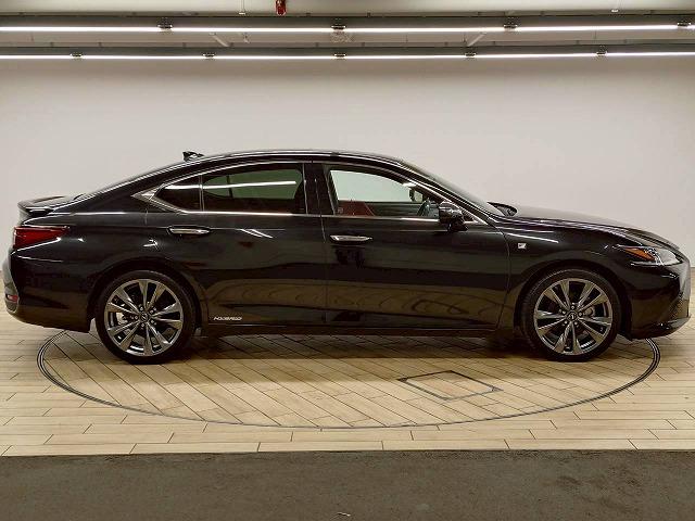 ＥＳ ＥＳ３００ｈ　“Ｆ　ＳＰＯＲＴ”　禁煙／サンルーフ／レーダークルーズ／ＡＣ１００Ｖ／電動リアゲート／ブラインドスポット／ＥＴＣ／シートヒーター＆シートクーラー／ステアリイングスイッチ／ＣＤ・ＤＶＤ再生／パドルシフト（74枚目）