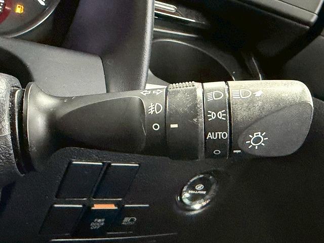 ヴェルファイア Ｚ“Ａ　エディション”　禁煙／両側パワースライド／モデリスタ／レーダークルーズ／オットマン／バックカメラ／メーカーナビ／ＥＴＣ／サンルーフ／Ｗエアコン／ＡＣ１００Ｖ／ブレーキホールド／オートハイビーム（26枚目）