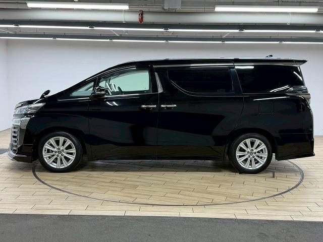 ヴェルファイア Ｚ“Ａ　エディション”　禁煙／両側パワースライド／モデリスタ／レーダークルーズ／オットマン／バックカメラ／メーカーナビ／ＥＴＣ／サンルーフ／Ｗエアコン／ＡＣ１００Ｖ／ブレーキホールド／オートハイビーム（77枚目）