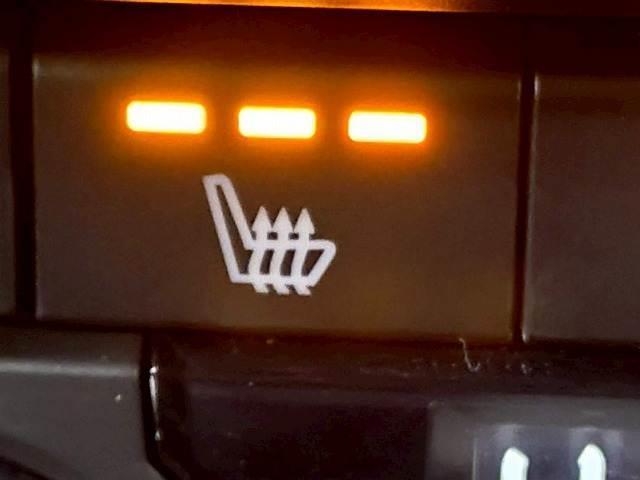 ＣＸ－８ ＸＤプロアクティブ　禁煙車／全周囲／レーダークルーズ／ＥＴＣ／シートヒーター／Ｗエアコン／ヘッドアップディスプレイ／ステアリングヒーター／レーンキープアシスト／衝突軽減／パドルシフト／シートメモリー（5枚目）