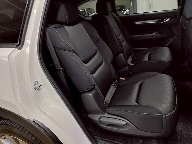 ＣＸ－８ ＸＤプロアクティブ　禁煙車／全周囲／レーダークルーズ／ＥＴＣ／シートヒーター／Ｗエアコン／ヘッドアップディスプレイ／ステアリングヒーター／レーンキープアシスト／衝突軽減／パドルシフト／シートメモリー（10枚目）