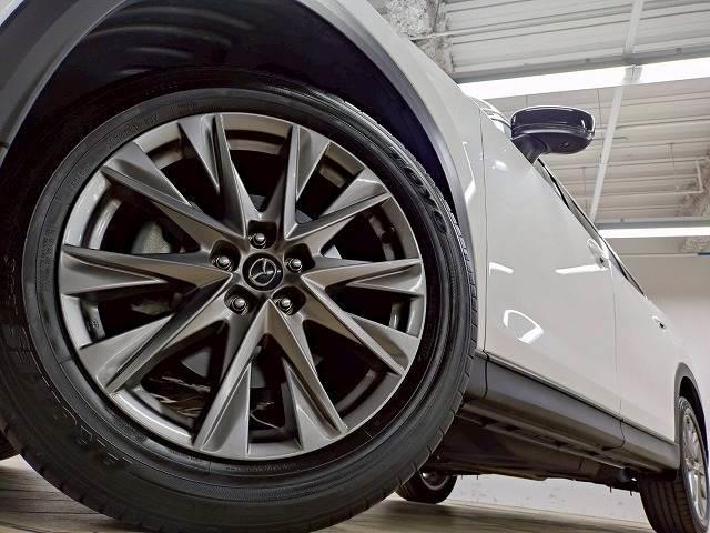 ＣＸ－８ ＸＤプロアクティブ　禁煙車／全周囲／レーダークルーズ／ＥＴＣ／シートヒーター／Ｗエアコン／ヘッドアップディスプレイ／ステアリングヒーター／レーンキープアシスト／衝突軽減／パドルシフト／シートメモリー（12枚目）