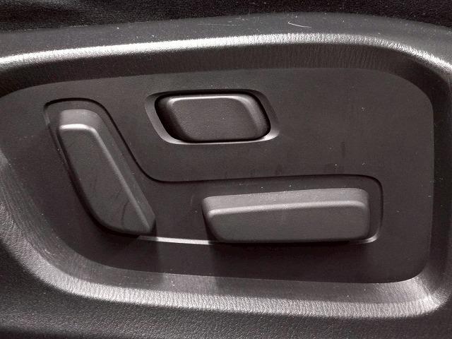 ＣＸ－８ ＸＤプロアクティブ　禁煙車／全周囲／レーダークルーズ／ＥＴＣ／シートヒーター／Ｗエアコン／ヘッドアップディスプレイ／ステアリングヒーター／レーンキープアシスト／衝突軽減／パドルシフト／シートメモリー（41枚目）