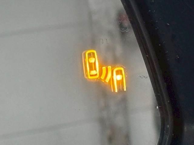 ＲＡＶ４ ＨＹＢＲＩＤ　Ｇ　禁煙／１０．５インチ／電動リアゲート／全周囲／レーダークルーズ／ブラインドスポット／パワーシート／アップルカープレイ／シートヒーター＆シートクーラー／オートハイビーム／ステアリングヒーター（6枚目）