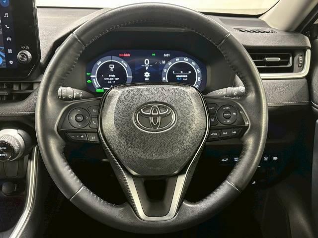 ＲＡＶ４ ＨＹＢＲＩＤ　Ｇ　禁煙／１０．５インチ／電動リアゲート／全周囲／レーダークルーズ／ブラインドスポット／パワーシート／アップルカープレイ／シートヒーター＆シートクーラー／オートハイビーム／ステアリングヒーター（14枚目）