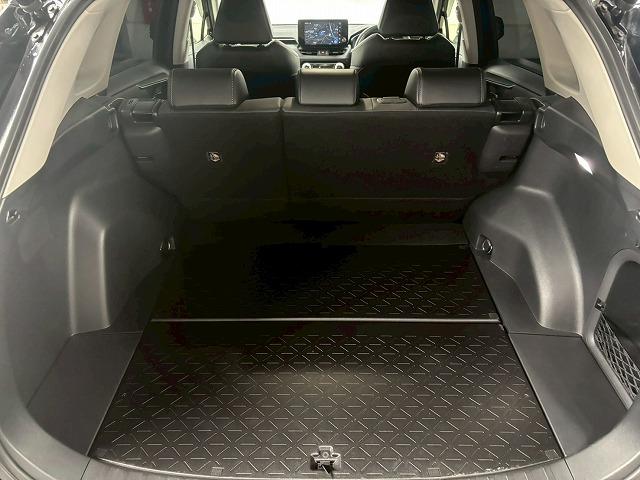 ＲＡＶ４ ＨＹＢＲＩＤ　Ｇ　禁煙／１０．５インチ／電動リアゲート／全周囲／レーダークルーズ／ブラインドスポット／パワーシート／アップルカープレイ／シートヒーター＆シートクーラー／オートハイビーム／ステアリングヒーター（50枚目）
