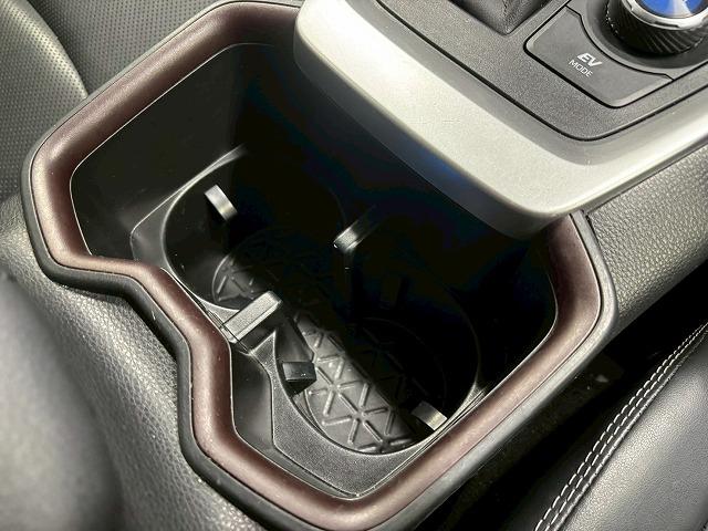 ＲＡＶ４ ＨＹＢＲＩＤ　Ｇ　禁煙／１０．５インチ／電動リアゲート／全周囲／レーダークルーズ／ブラインドスポット／パワーシート／アップルカープレイ／シートヒーター＆シートクーラー／オートハイビーム／ステアリングヒーター（52枚目）