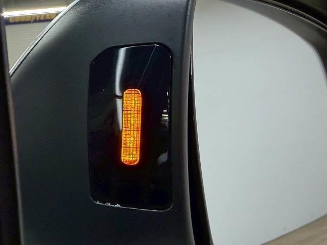 フォレスター ハイブリッド　Ａｄｖａｎｃｅ　禁煙車／電動リアゲート／ブラウンレザー／レーダークルーズ／ブラインドスポット／シートヒーター／ステアリングヒーター／後席シートヒーター／シートメモリー／ベックカメラ（8枚目）