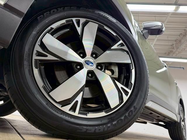 フォレスター ハイブリッド　Ａｄｖａｎｃｅ　禁煙車／電動リアゲート／ブラウンレザー／レーダークルーズ／ブラインドスポット／シートヒーター／ステアリングヒーター／後席シートヒーター／シートメモリー／ベックカメラ（11枚目）