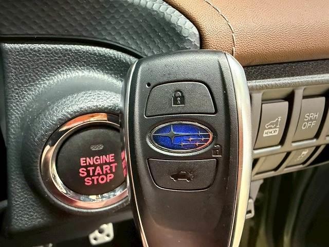 フォレスター ハイブリッド　Ａｄｖａｎｃｅ　禁煙車／電動リアゲート／ブラウンレザー／レーダークルーズ／ブラインドスポット／シートヒーター／ステアリングヒーター／後席シートヒーター／シートメモリー／ベックカメラ（16枚目）