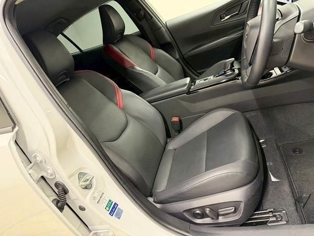 プリウス Ｚ　禁煙／全周囲／モデリスタ／デジタルミラー／ワイヤレス充電／電動リアゲート／レーダークルーズ／シートヒーター＆シートクーラー／ＡＣ１００Ｖ／トヨタチームメイト／アップルカープレイ（10枚目）