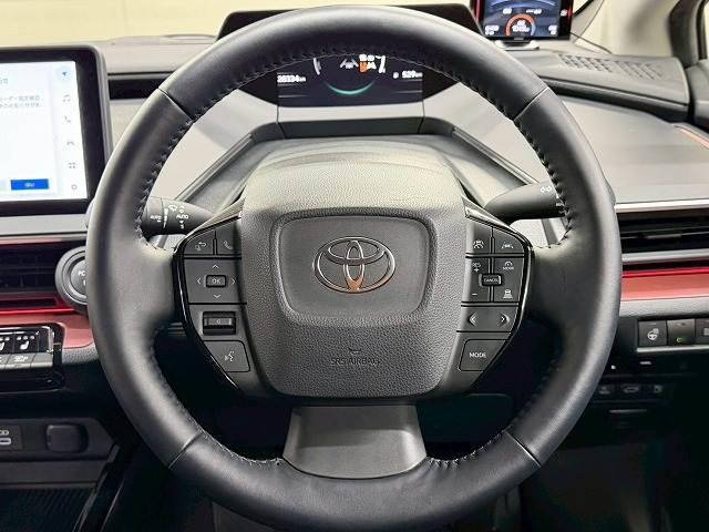 プリウス Ｚ　禁煙／全周囲／モデリスタ／デジタルミラー／ワイヤレス充電／電動リアゲート／レーダークルーズ／シートヒーター＆シートクーラー／ＡＣ１００Ｖ／トヨタチームメイト／アップルカープレイ（14枚目）