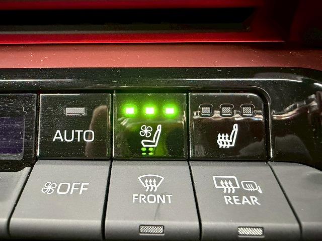 プリウス Ｚ　禁煙／全周囲／モデリスタ／デジタルミラー／ワイヤレス充電／電動リアゲート／レーダークルーズ／シートヒーター＆シートクーラー／ＡＣ１００Ｖ／トヨタチームメイト／アップルカープレイ（35枚目）