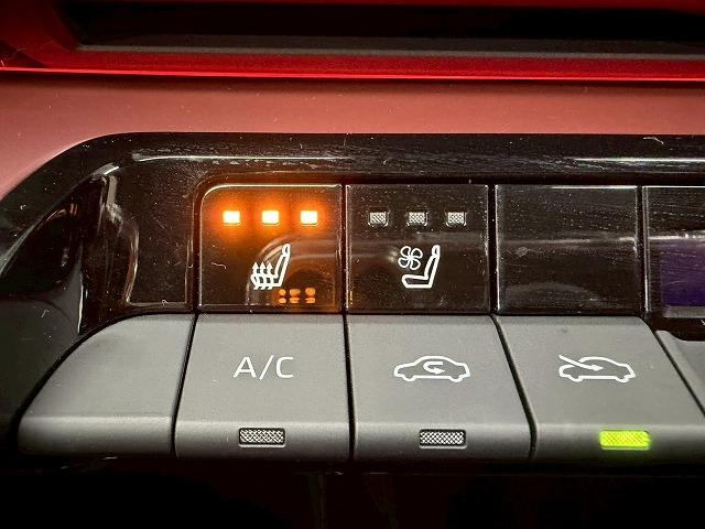 プリウス Ｚ　禁煙／全周囲／モデリスタ／デジタルミラー／ワイヤレス充電／電動リアゲート／レーダークルーズ／シートヒーター＆シートクーラー／ＡＣ１００Ｖ／トヨタチームメイト／アップルカープレイ（38枚目）