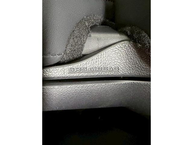 プリウス Ｚ　禁煙／全周囲／モデリスタ／デジタルミラー／ワイヤレス充電／電動リアゲート／レーダークルーズ／シートヒーター＆シートクーラー／ＡＣ１００Ｖ／トヨタチームメイト／アップルカープレイ（51枚目）