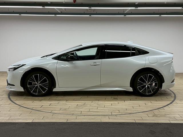 プリウス Ｚ　禁煙／全周囲／モデリスタ／デジタルミラー／ワイヤレス充電／電動リアゲート／レーダークルーズ／シートヒーター＆シートクーラー／ＡＣ１００Ｖ／トヨタチームメイト／アップルカープレイ（67枚目）