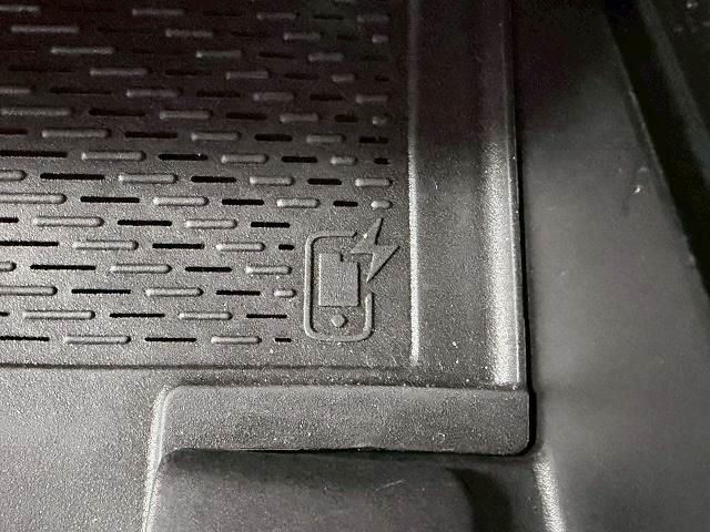 Ａクラス Ａ２００ｄ　ＡＭＧライン　禁煙／バックカメラ／レーダークルーズ／ＥＴＣ／ワイヤレス充電／シートヒーター／パドルシフト／フルセグブラインドスポット／バーチャルコックピット／アイドリングストップ（7枚目）