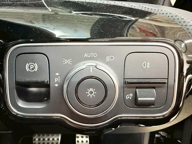 Ａクラス Ａ２００ｄ　ＡＭＧライン　禁煙／バックカメラ／レーダークルーズ／ＥＴＣ／ワイヤレス充電／シートヒーター／パドルシフト／フルセグブラインドスポット／バーチャルコックピット／アイドリングストップ（43枚目）