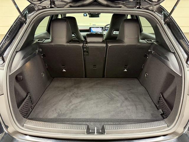 Ａクラス Ａ２００ｄ　ＡＭＧライン　禁煙／バックカメラ／レーダークルーズ／ＥＴＣ／ワイヤレス充電／シートヒーター／パドルシフト／フルセグブラインドスポット／バーチャルコックピット／アイドリングストップ（54枚目）